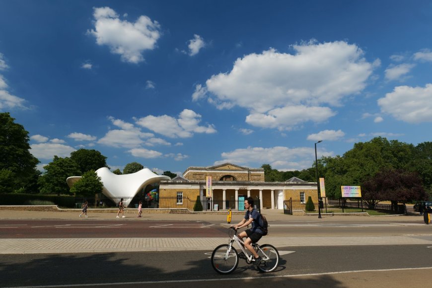 Take a walk in Hyde Park