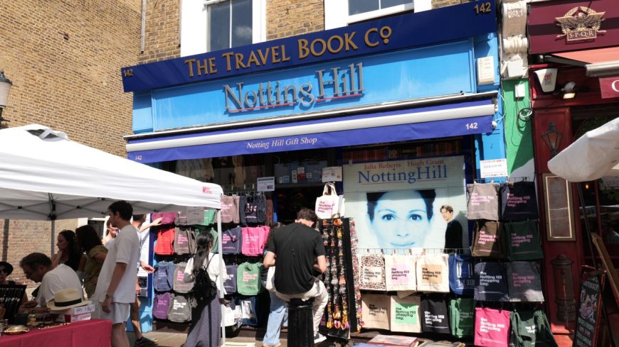 Wander through Notting Hill